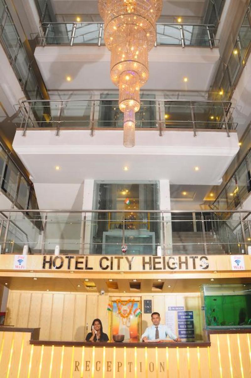 Hotel City Heights New Delhi Exterior photo